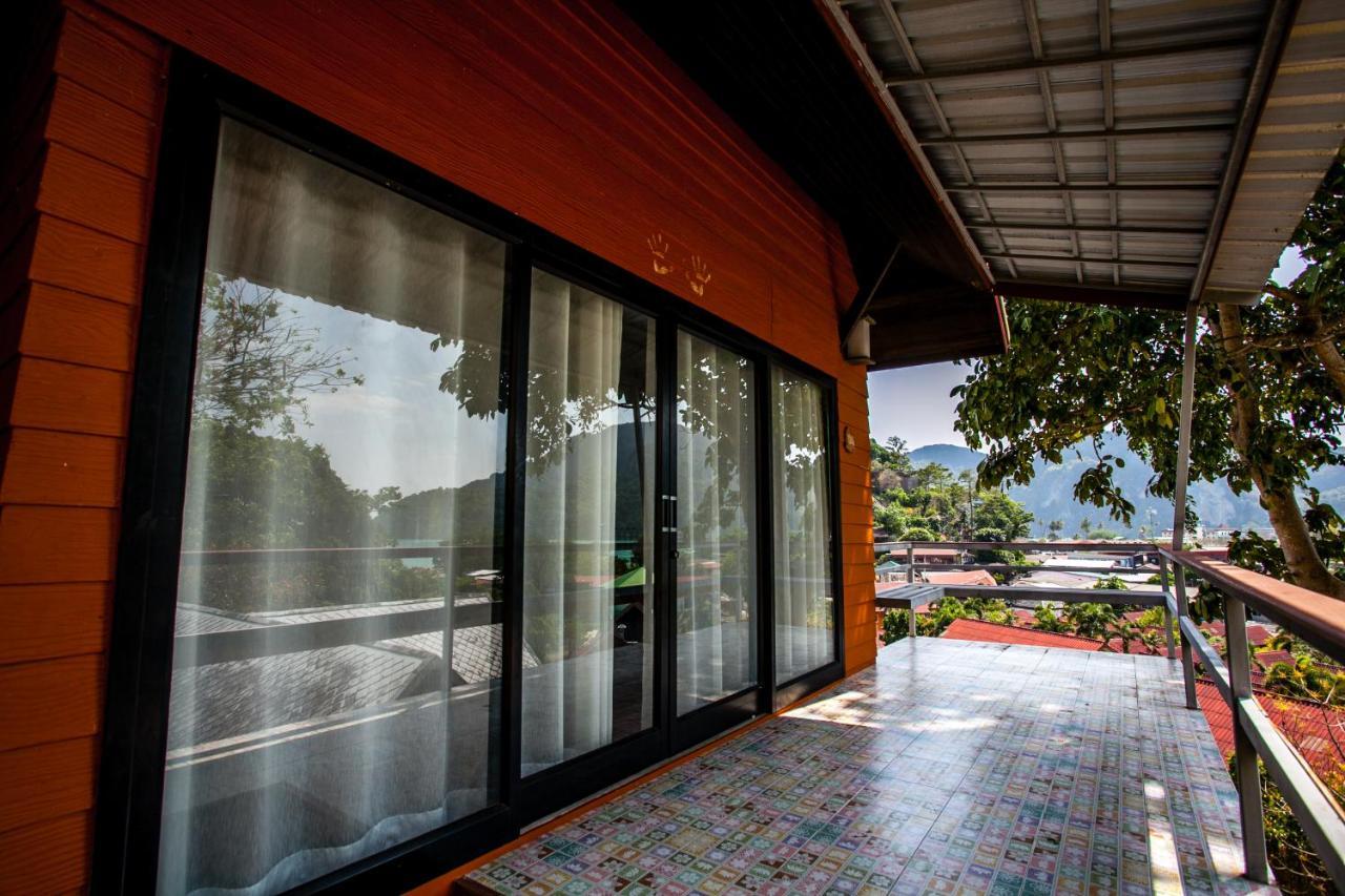 Phitharom Pp Resort Ko Phi Phi Exterior foto